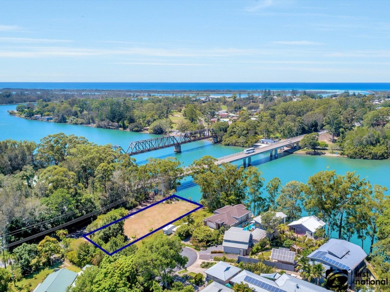 8 Dolphin Court, Urunga NSW 2455
