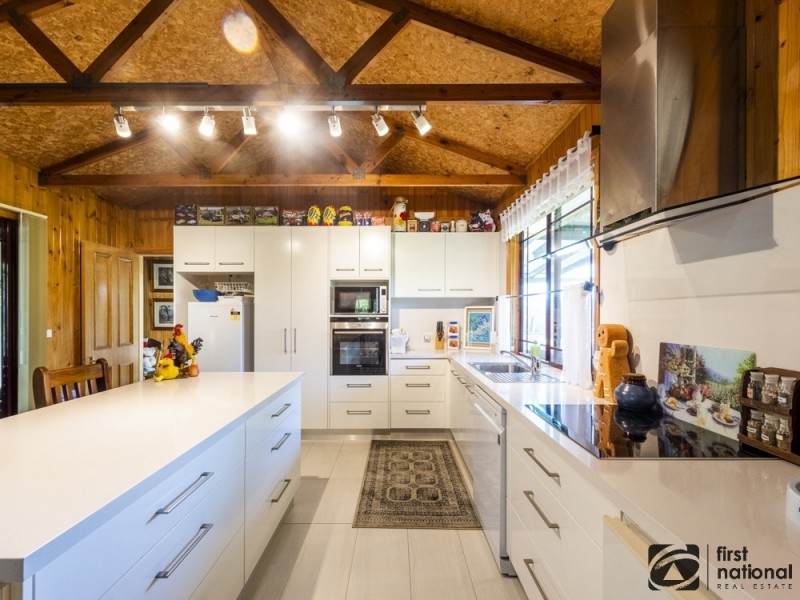 157 Nana Creek Road, Nana Glen NSW 2450