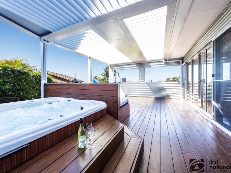 52 Manning Avenue, Coffs Harbour NSW 2450