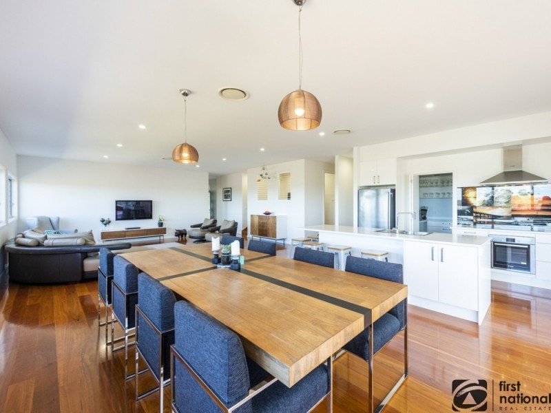 52 Manning Avenue, Coffs Harbour NSW 2450