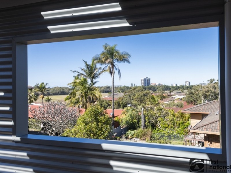 52 Manning Avenue, Coffs Harbour NSW 2450