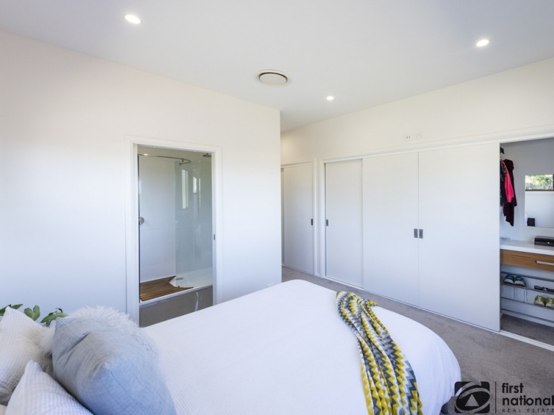 52 Manning Avenue, Coffs Harbour NSW 2450