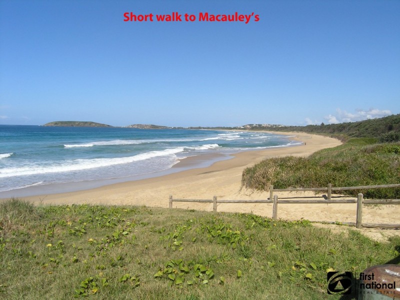 52 Manning Avenue, Coffs Harbour NSW 2450