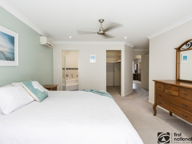 4 Beachside Court, Sapphire Beach NSW 2450