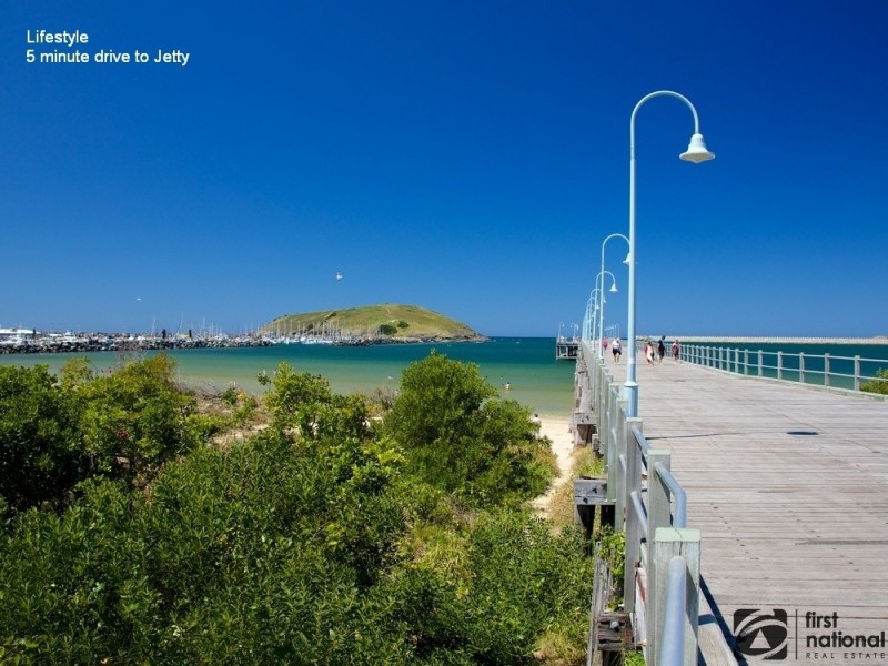 2/121 Dress Circle, Coffs Harbour NSW 2450