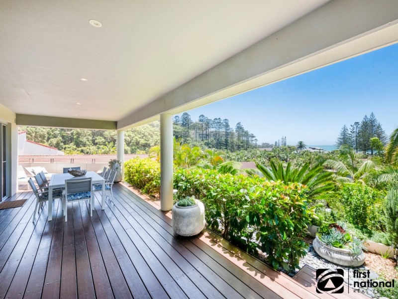 5/8 Solitary Islands Way, Sapphire Beach NSW 2450