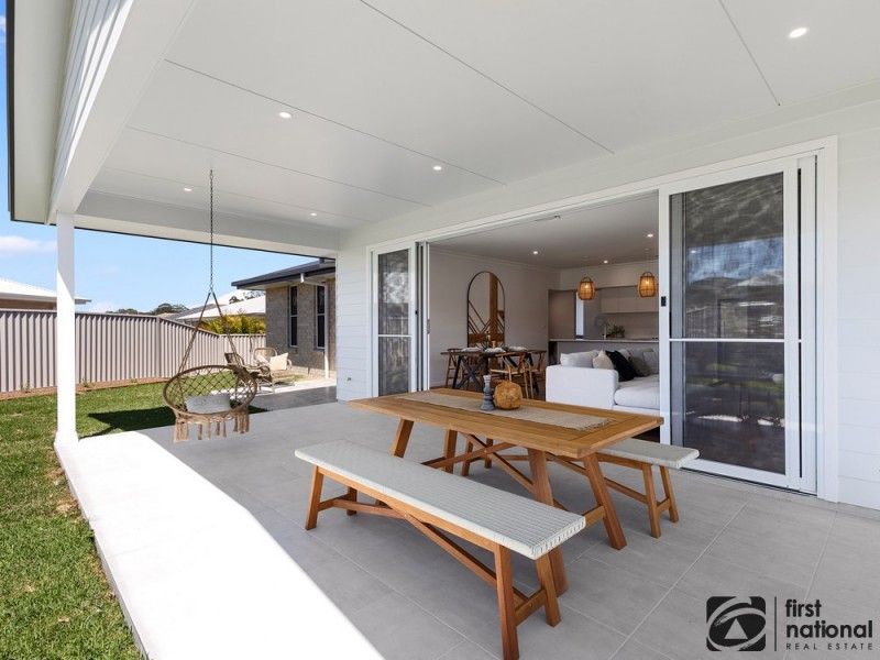 4 Burleigh Crescent, Woolgoolga NSW 2456