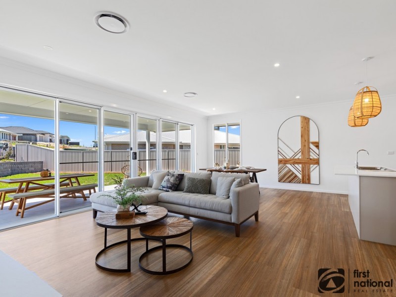 4 Burleigh Crescent, Woolgoolga NSW 2456