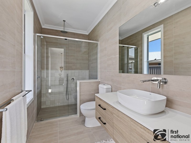 4 Burleigh Crescent, Woolgoolga NSW 2456