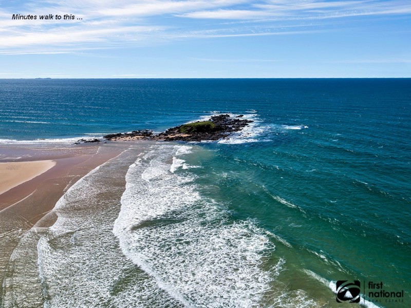 2 Burleigh Crescent, Woolgoolga NSW 2456