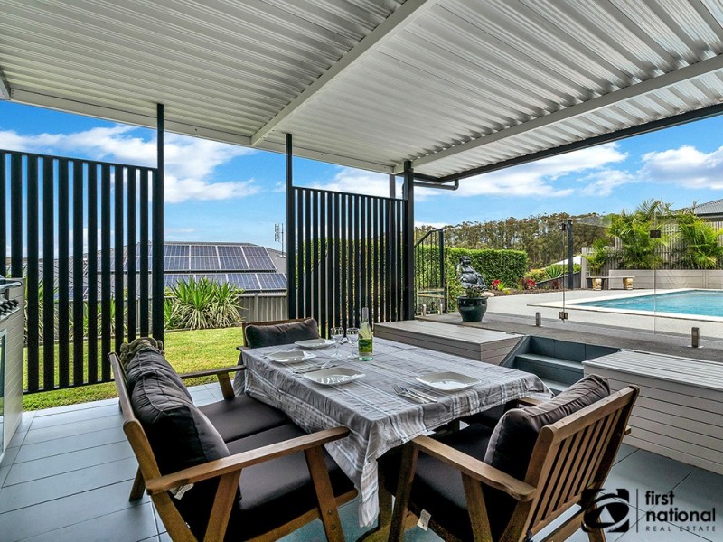 88 Mimiwali Drive, Bonville NSW 2441