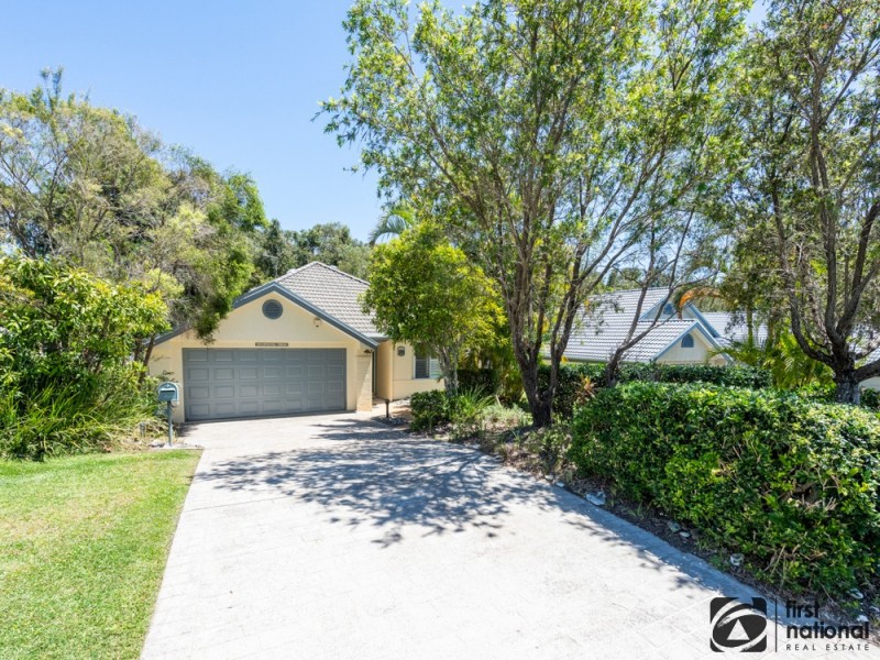 29 Crystal Drive, Sapphire Beach NSW 2450