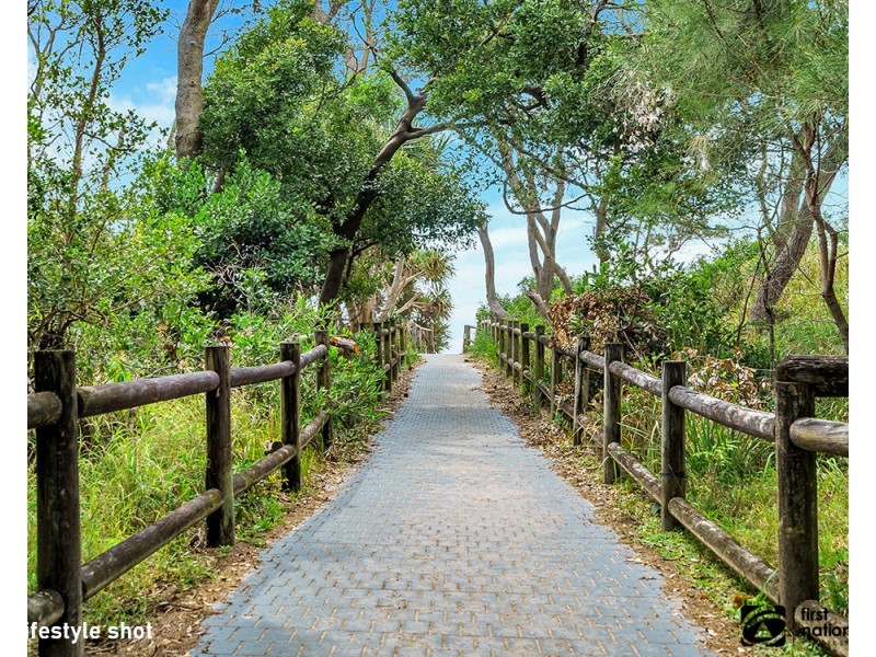 8 Diggers Beach Road, Coffs Harbour NSW 2450