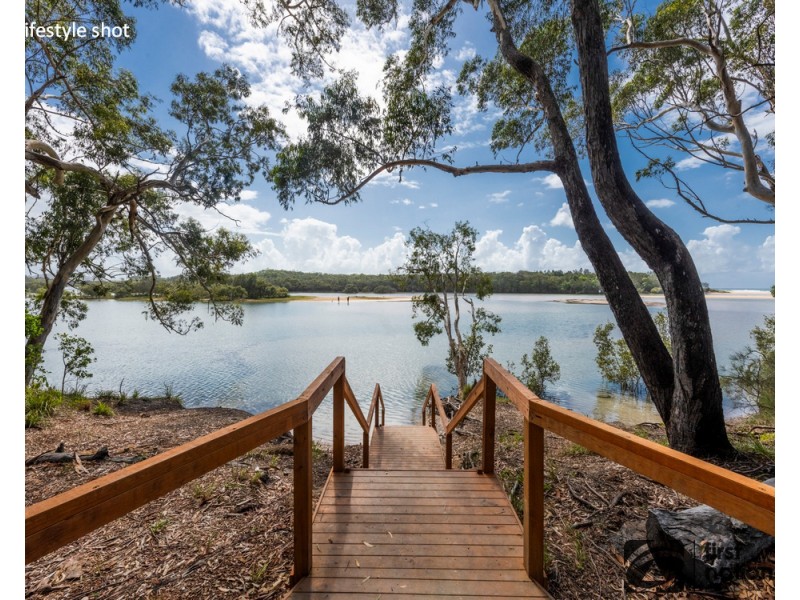 13 Stingray Creek Road, Moonee Beach NSW 2450