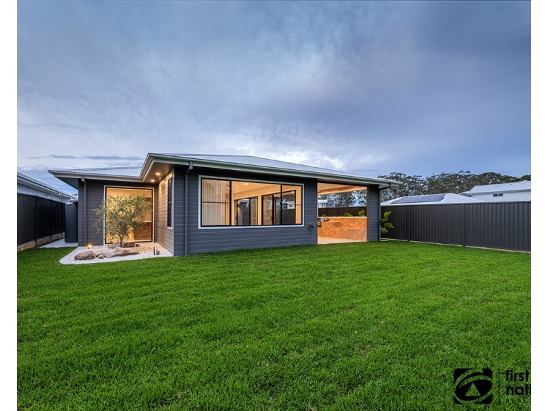 12 Edgewater Avenue, Moonee Beach NSW 2450