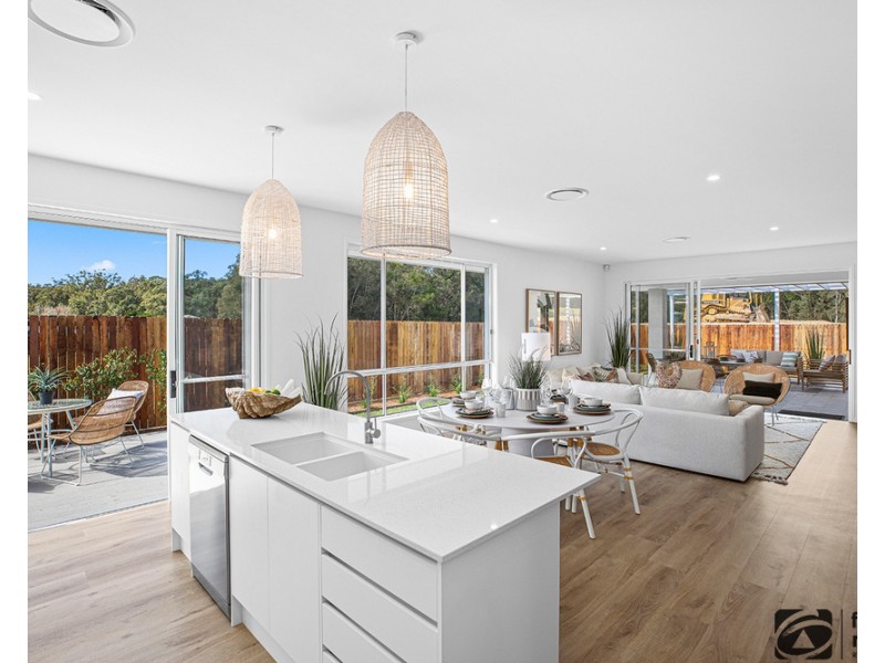 4 Angler Crescent, Bonville NSW 2441