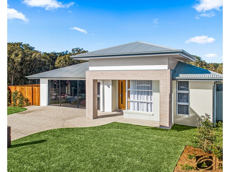 4 Angler Crescent, Bonville NSW 2441