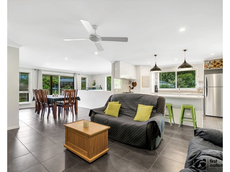 10 McPhee Close, Woolgoolga NSW 2456