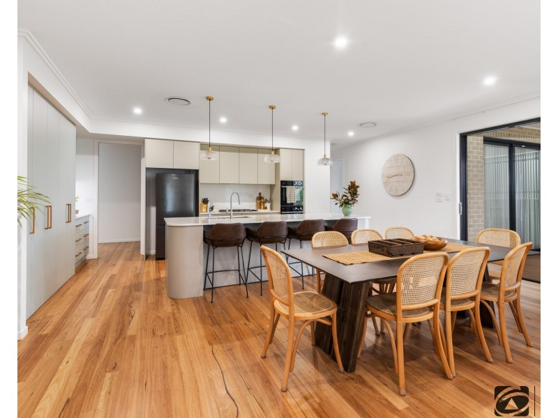 16 Parkland Parade, Coffs Harbour NSW 2450