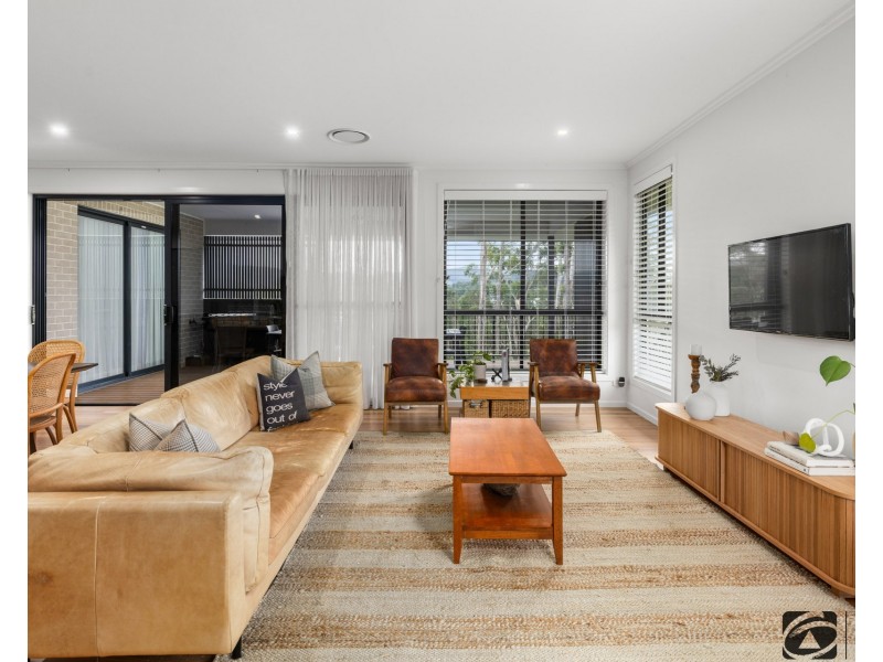 16 Parkland Parade, Coffs Harbour NSW 2450