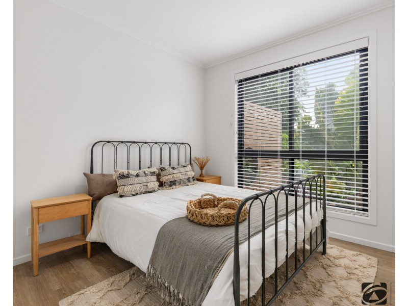 16 Parkland Parade, Coffs Harbour NSW 2450