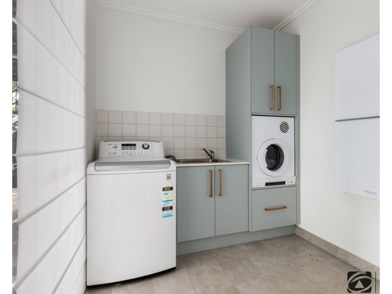 16 Parkland Parade, Coffs Harbour NSW 2450