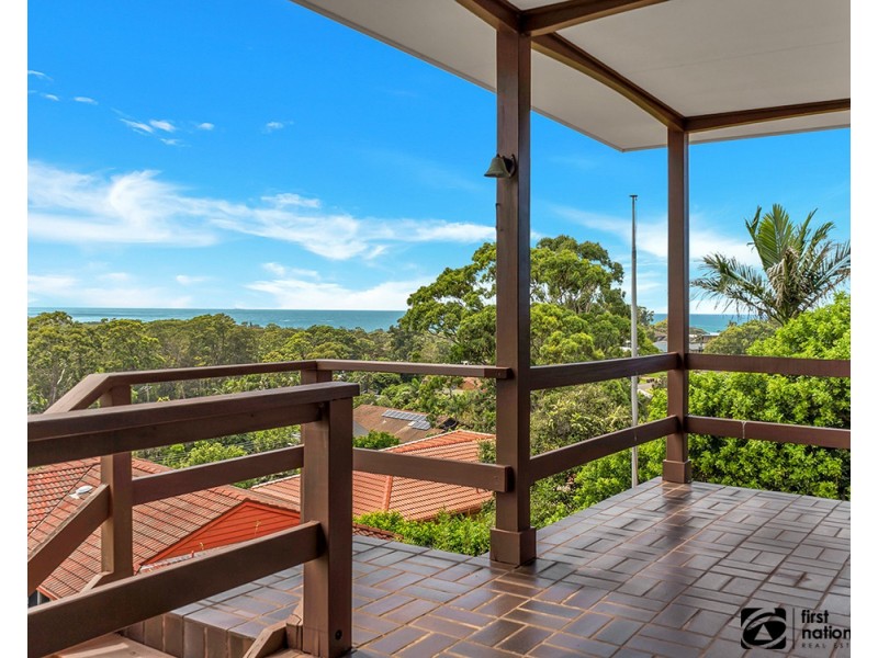 17 Campbell Street, Safety Beach NSW 2456
