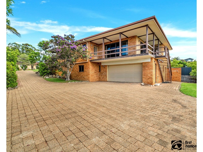 17 Campbell Street, Safety Beach NSW 2456