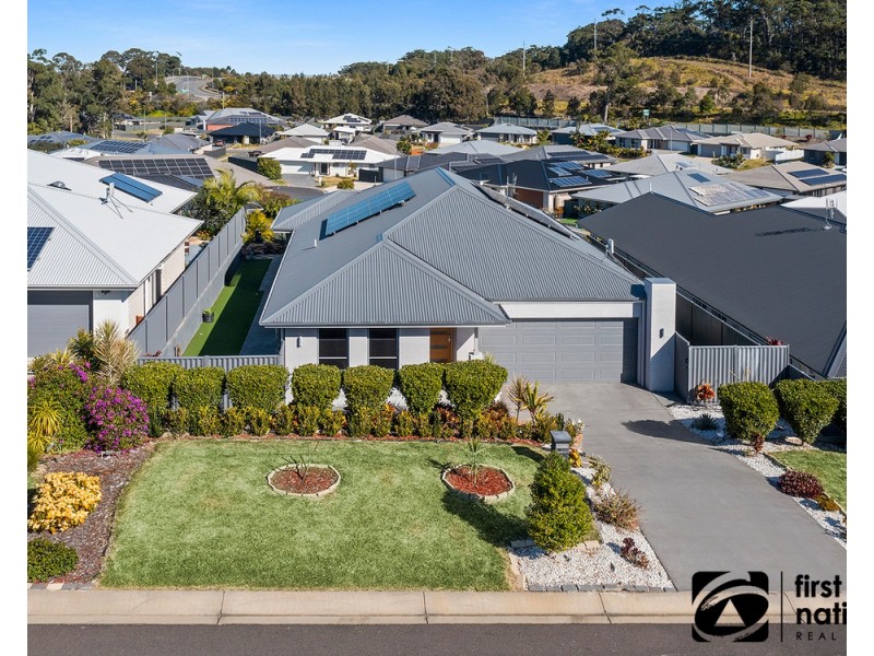 12 Burleigh Crescent, Woolgoolga NSW 2456