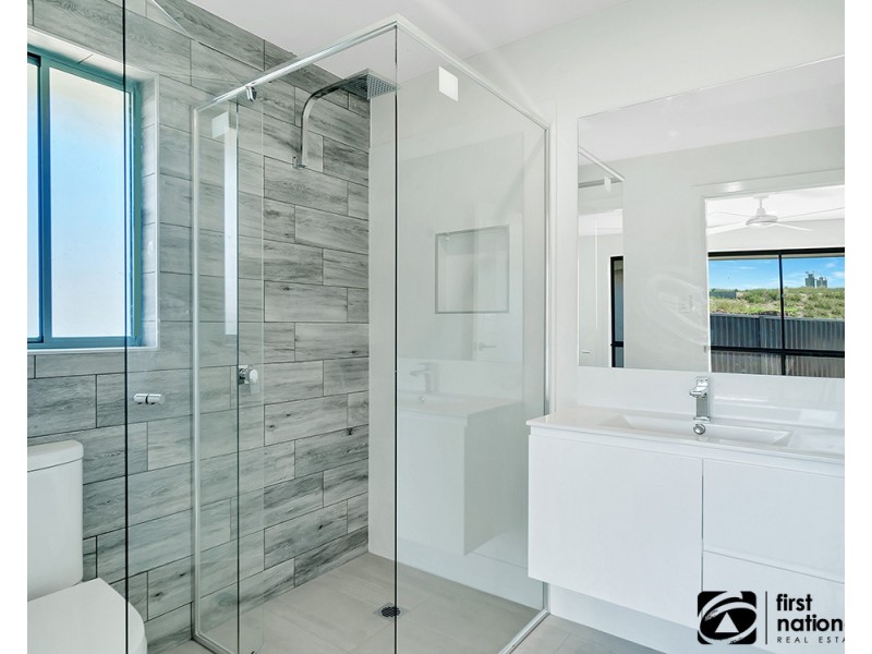 14 Shelly Close, Woolgoolga NSW 2456