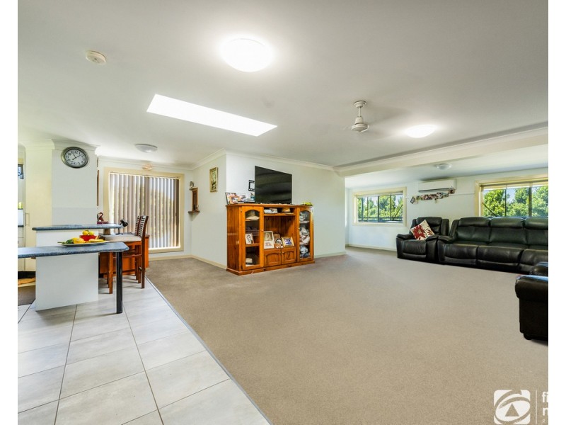 10 Andren Close, Bonville NSW 2441