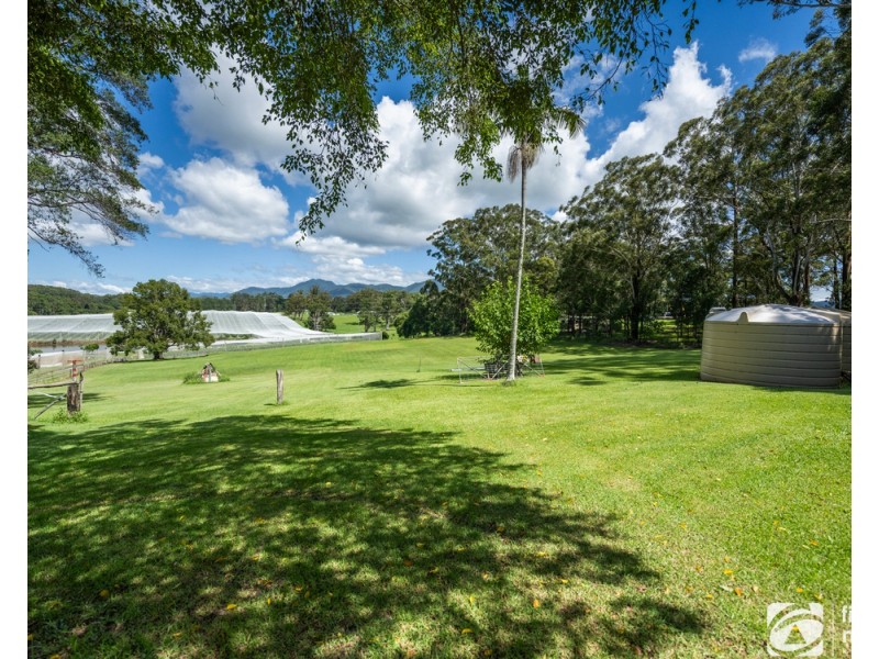 10 Andren Close, Bonville NSW 2441