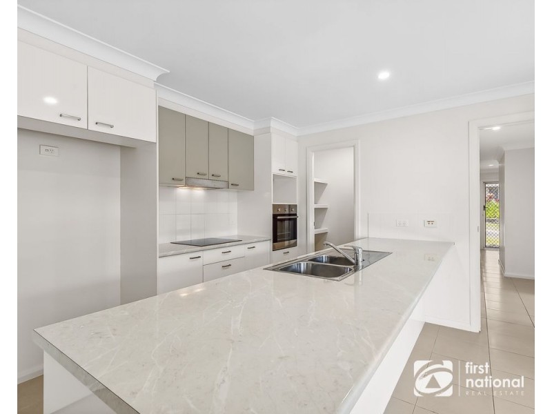 1 Seashore Place, Sandy Beach NSW 2456
