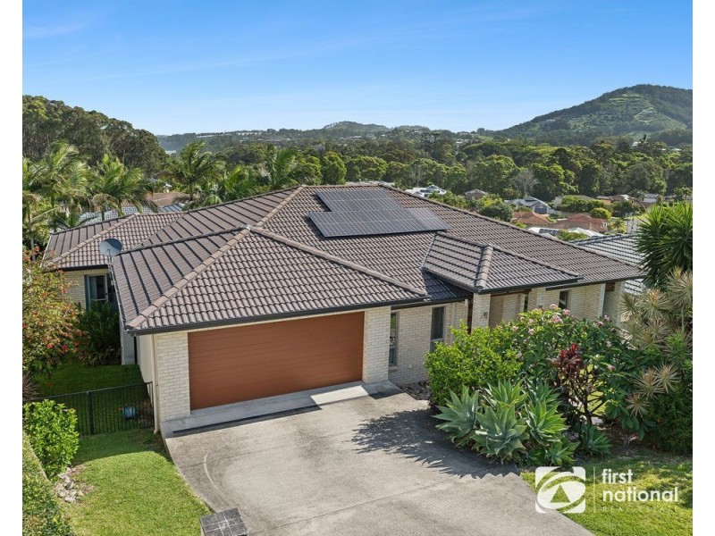 38 Coachmans Close, Sapphire Beach NSW 2450
