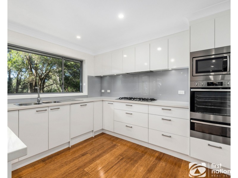 11 Gumtree Glen, Sapphire Beach NSW 2450