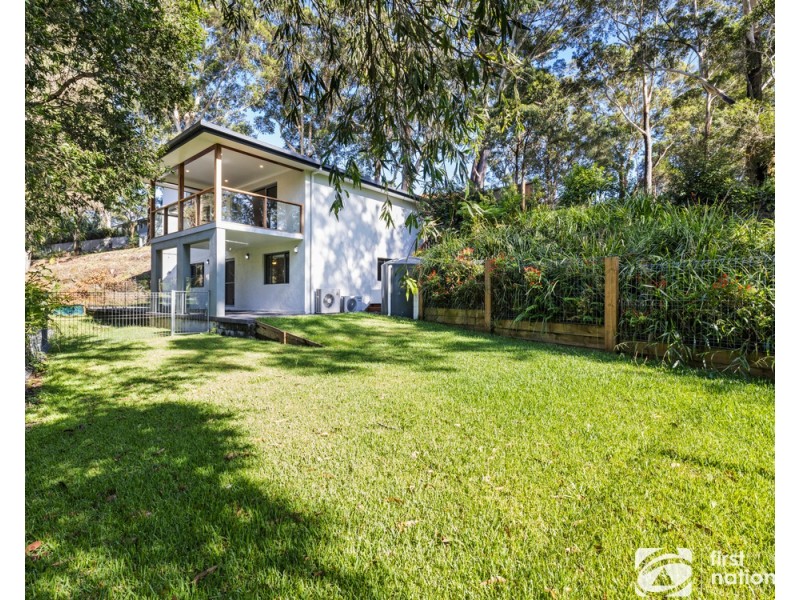11 Gumtree Glen, Sapphire Beach NSW 2450