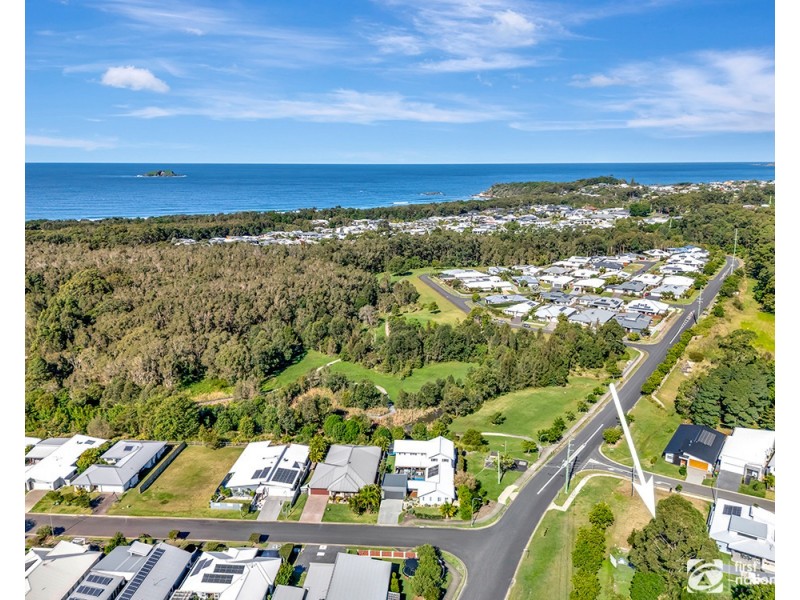 2 Balmoral Street, Sapphire Beach NSW 2450