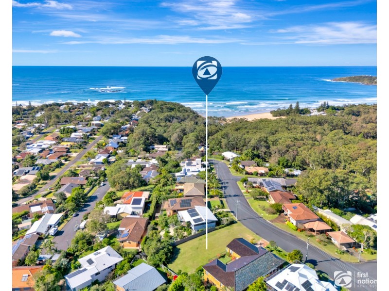 13 Campbell Street, Safety Beach NSW 2456