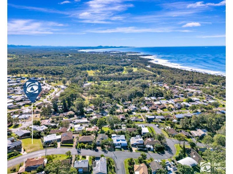 13 Campbell Street, Safety Beach NSW 2456