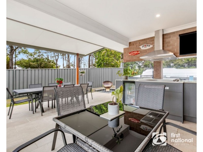 11 Seashore Place, Sandy Beach NSW 2456