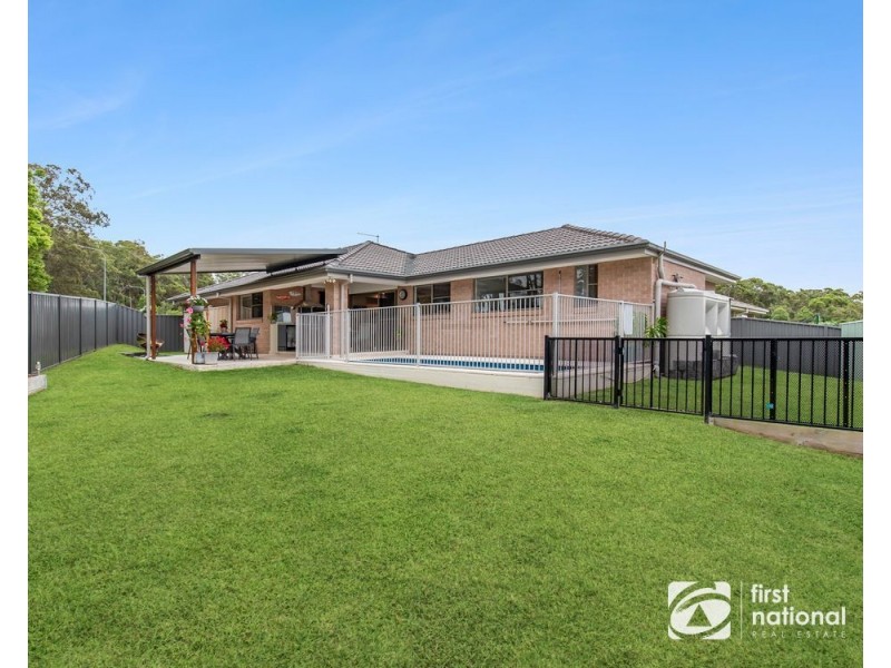 11 Seashore Place, Sandy Beach NSW 2456