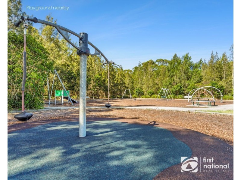 11 Seashore Place, Sandy Beach NSW 2456