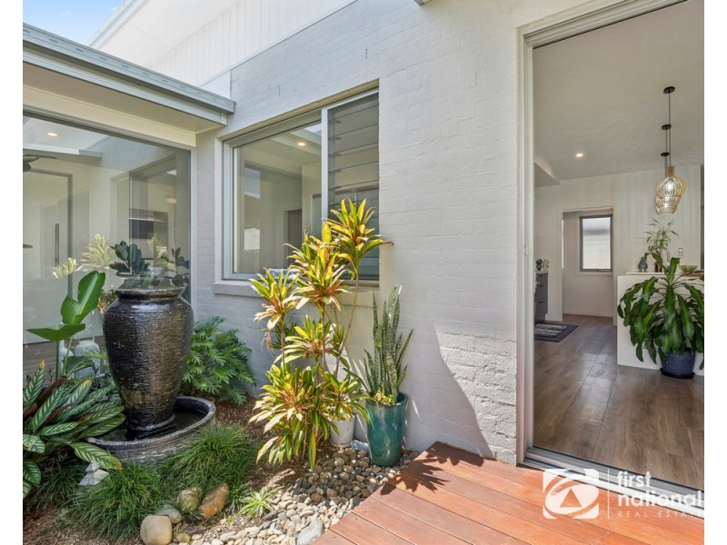 12 Broadwater Street, Sandy Beach NSW 2456
