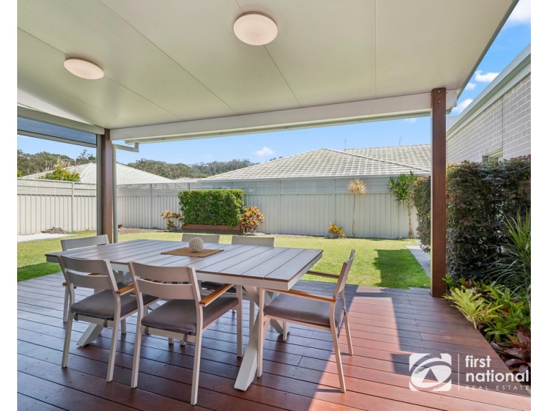 12 Broadwater Street, Sandy Beach NSW 2456
