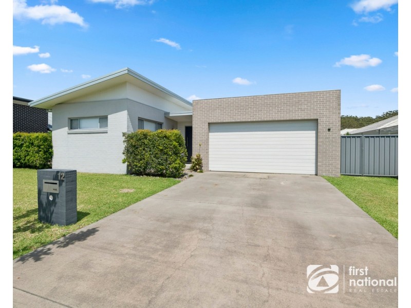 12 Broadwater Street, Sandy Beach NSW 2456