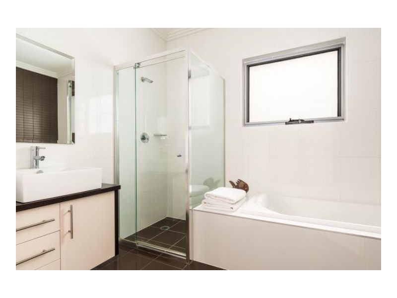 Town House 2 / 2 Chester Ave, Maroubra NSW 2035