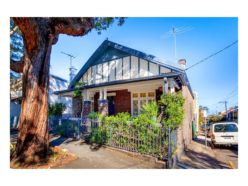 1B Yaralla Street, Newtown NSW 2042