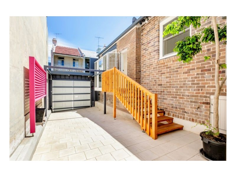 1B Yaralla Street, Newtown NSW 2042