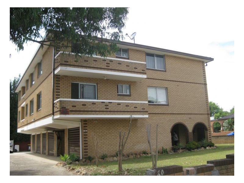 2/80 The Esplanade, Guildford NSW 2161