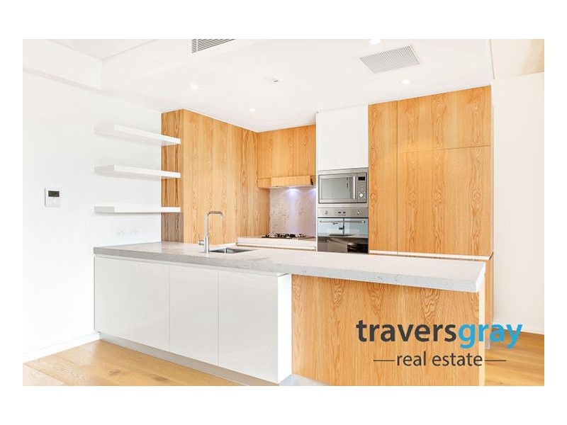 A303 / 33 Bridge street, Erskineville NSW 2043